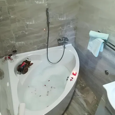 Nela Lägenhet *