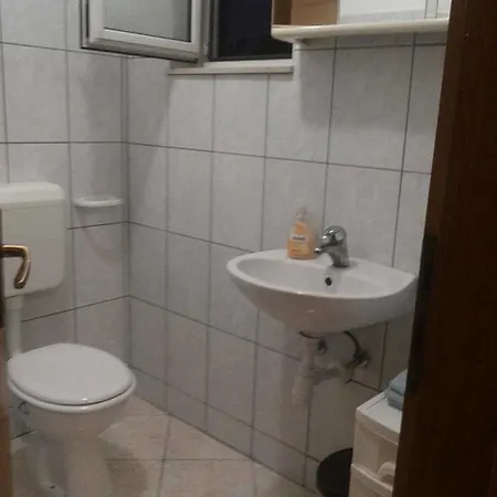 Nela Lägenhet