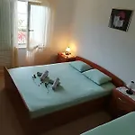 Nela