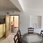 דירה Nela *
