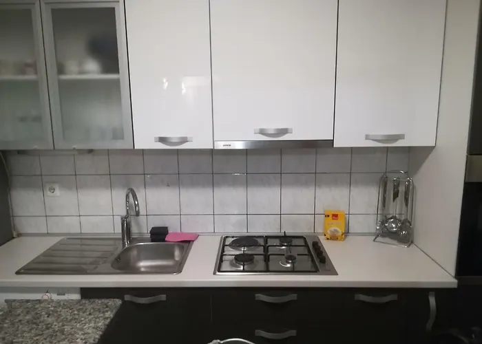 Nela Baška Voda